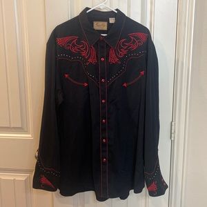 Stunning detail! Men’s western pearl snap shirt